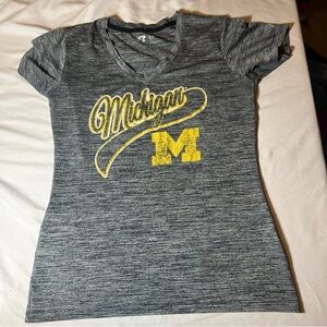 Russell Athletic Heather Gray Michigan Women's Tee medium v-neck